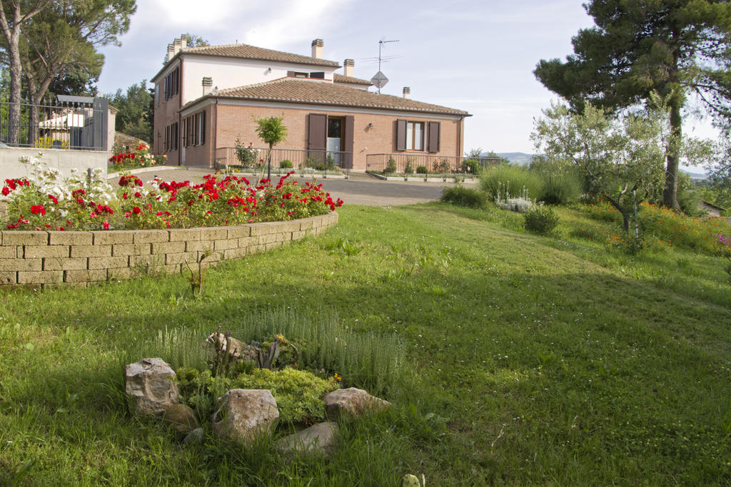 Residence Villa Adriana Sant'Angelo in Lizzola ภายนอก รูปภาพ
